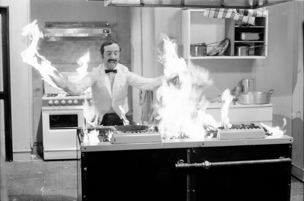 RT-Fawlty-Towers-s1-ep6-08-3dbbee4